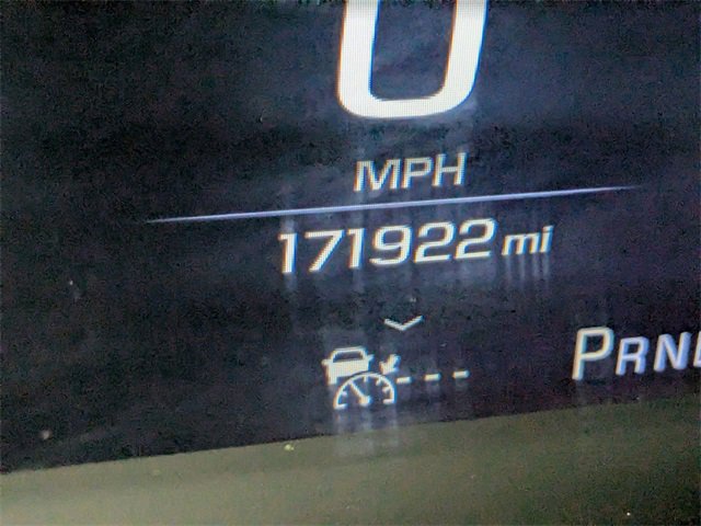 Used 2017 Chevrolet Suburban Premier image 20