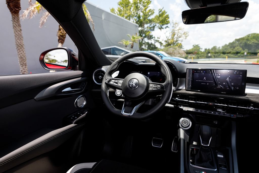 New 2026 Alfa Romeo Tonale w/ Active Assist Package AWD/4WD image 20