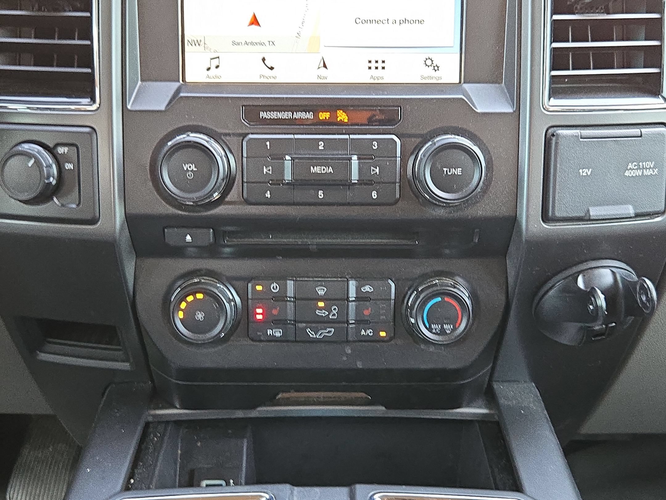 Used 2018 Ford F150 XLT w/ Equipment Group 302A Luxury RWD image 18