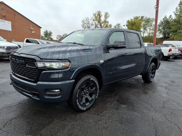 New 2026 RAM 1500 4x4 Crew Cab image 5