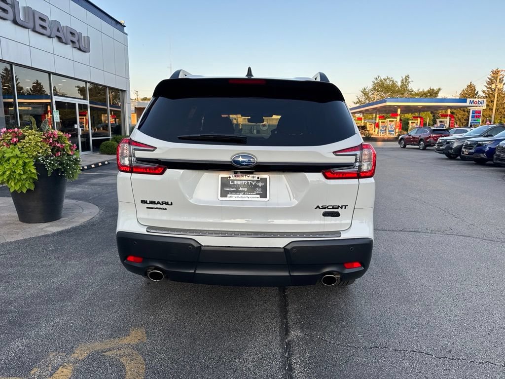 Certified 2025 Subaru Ascent Bronze Edition AWD/4WD image 4