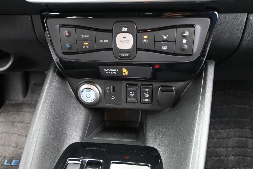 Used 2018 Nissan Leaf SL w/ SL Technology Package FWD image 15