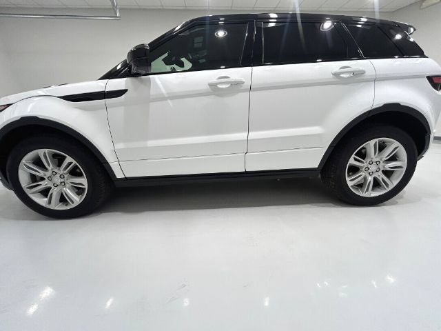 Used 2017 Land Rover Range Rover Evoque HSE Dynamic AWD/4WD image 5