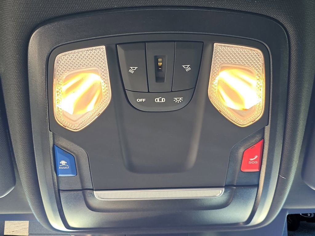 Used 2025 RAM 3500 Tradesman w/ Chrome Appearance Group image 27