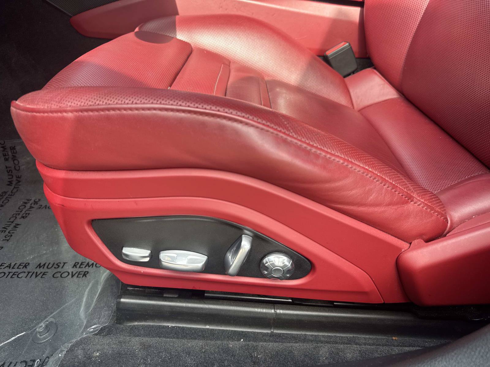 Used 2018 Porsche Panamera 4S AWD/4WD image 17