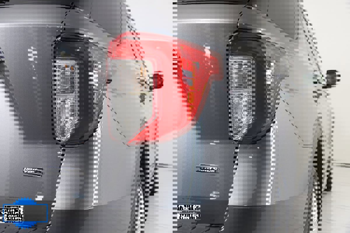 Used 2022 Ford Explorer Limited w/ Hybrid Equipment Group 310A image 54