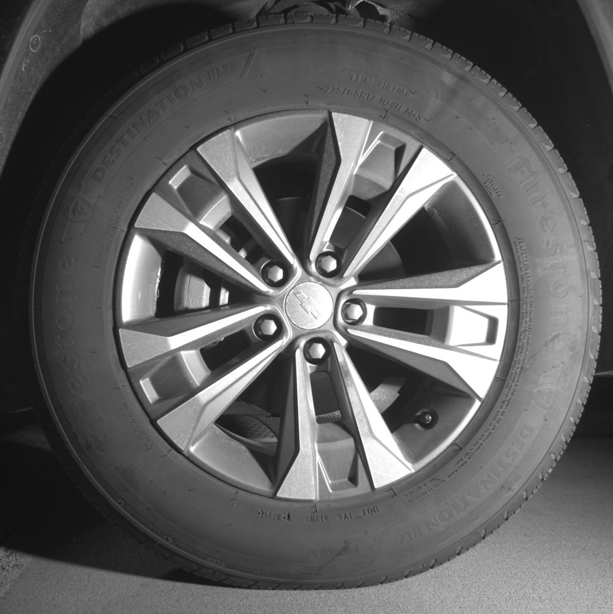 Used 2025 Chevrolet Equinox LT FWD image 12