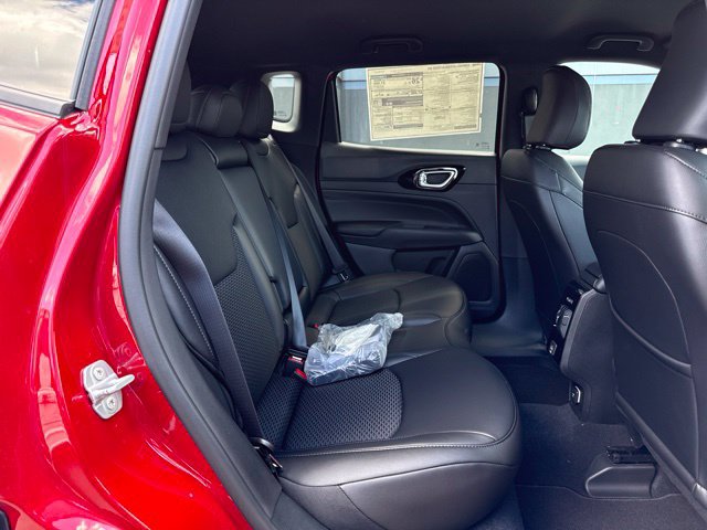New 2026 Jeep Compass Latitude AWD/4WD image 11