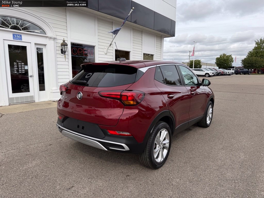 Used 2023 Buick Encore GX Preferred w/ Cold Weather Comfort Package AWD/4WD image 5