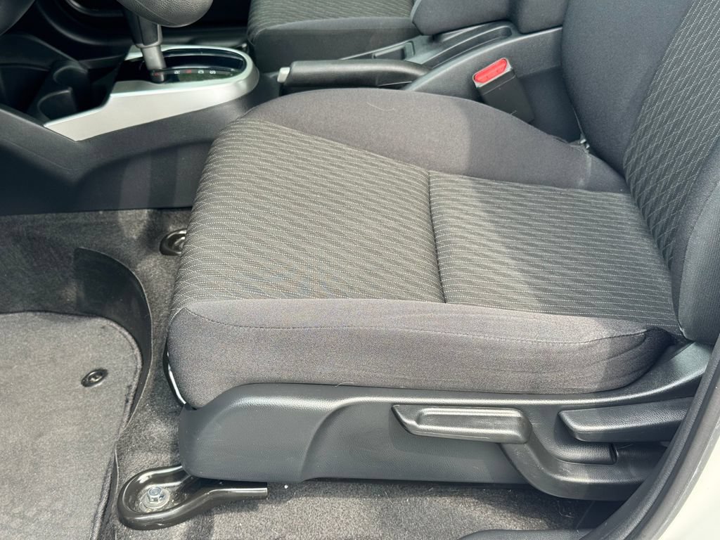 Used 2020 Honda Fit EX image 29