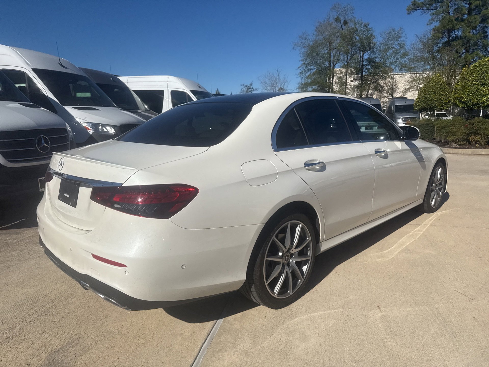 Certified 2022 Mercedes-Benz E 350 Sedan image 4