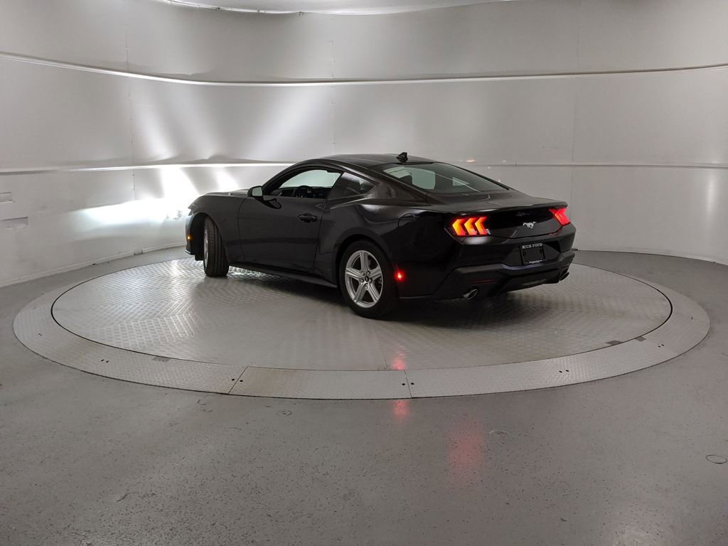 New 2026 Ford Mustang Coupe image 4