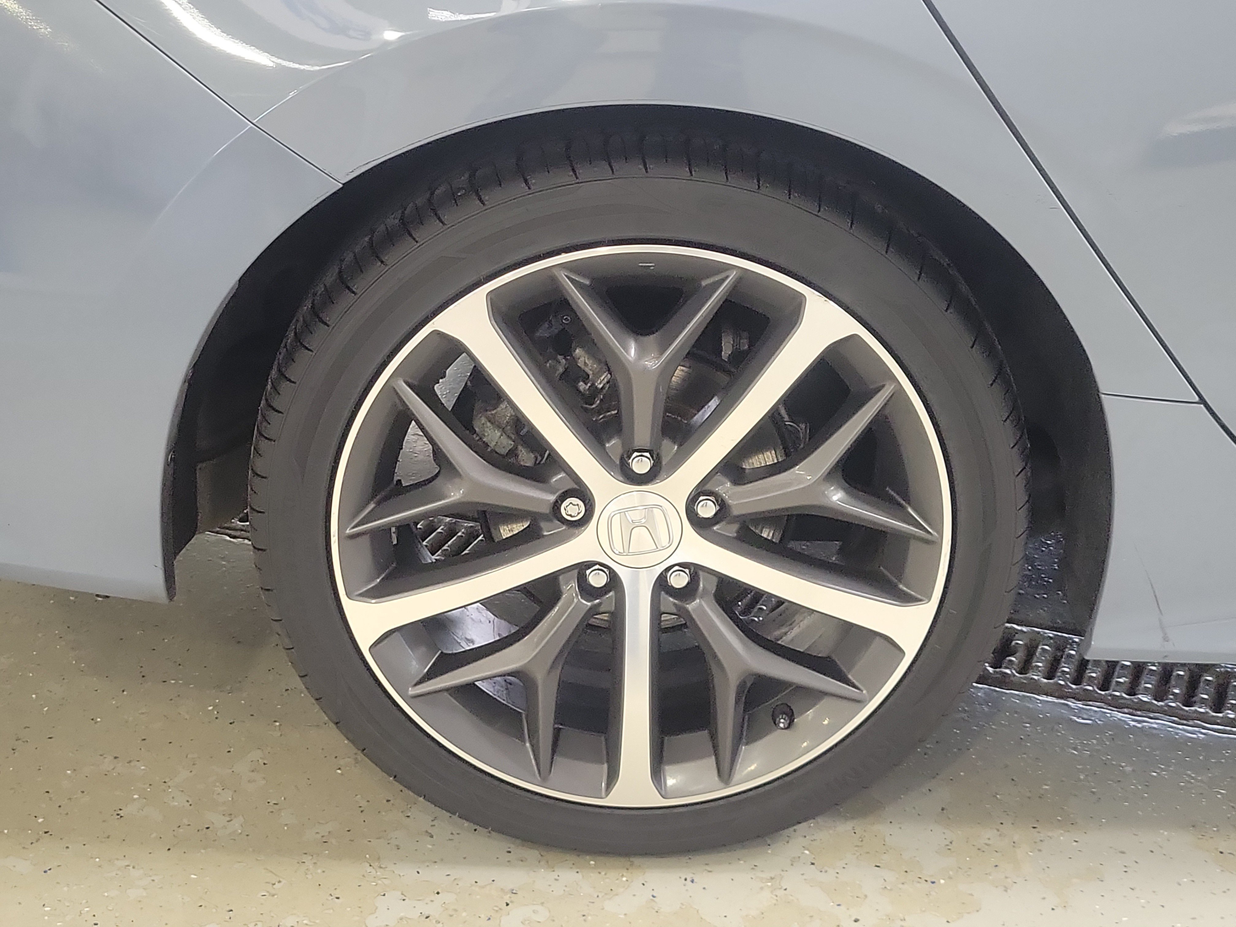 Used 2022 Honda Civic Touring image 6