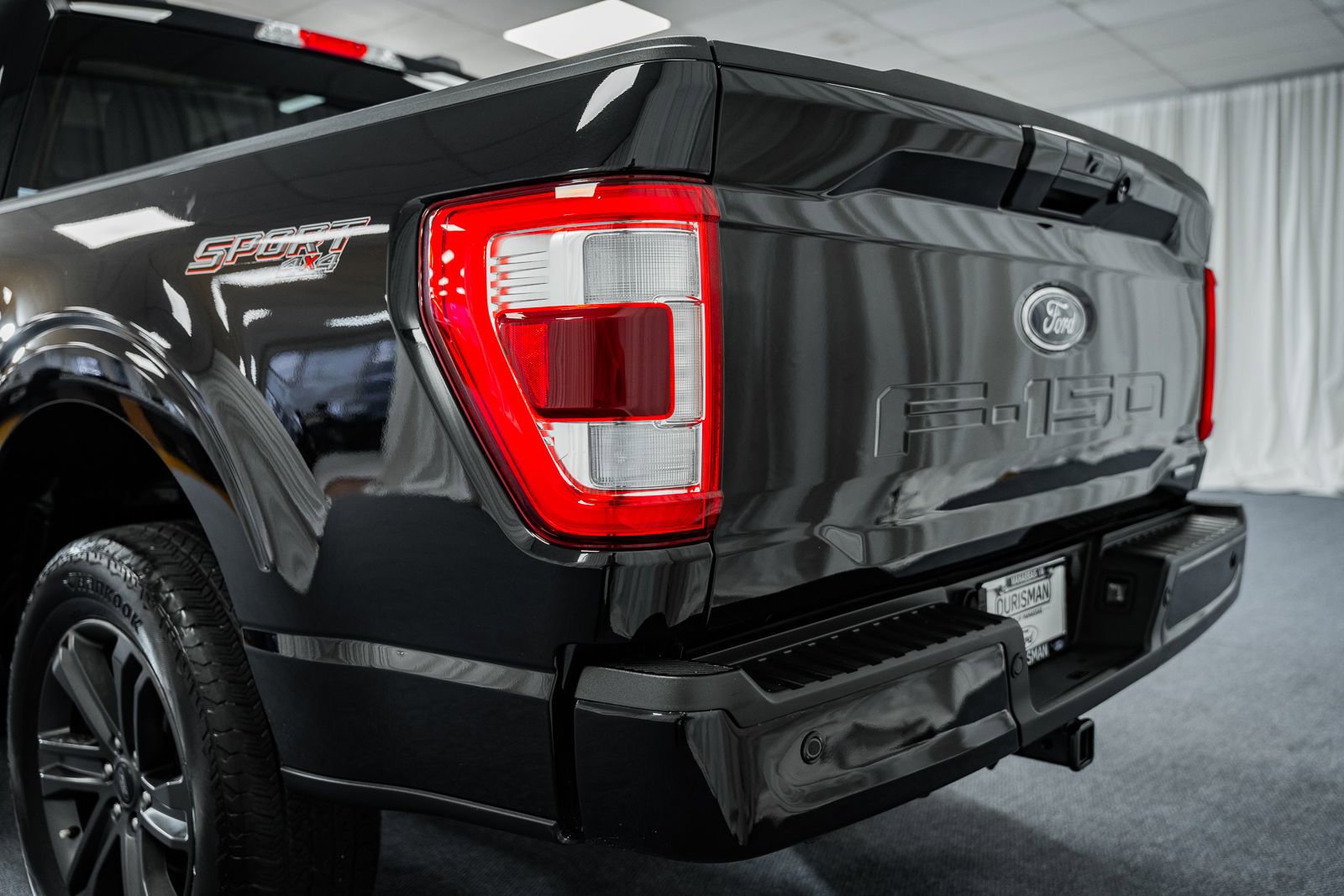 Certified 2023 Ford F150 Lariat w/ Equipment Group 502A High image 6