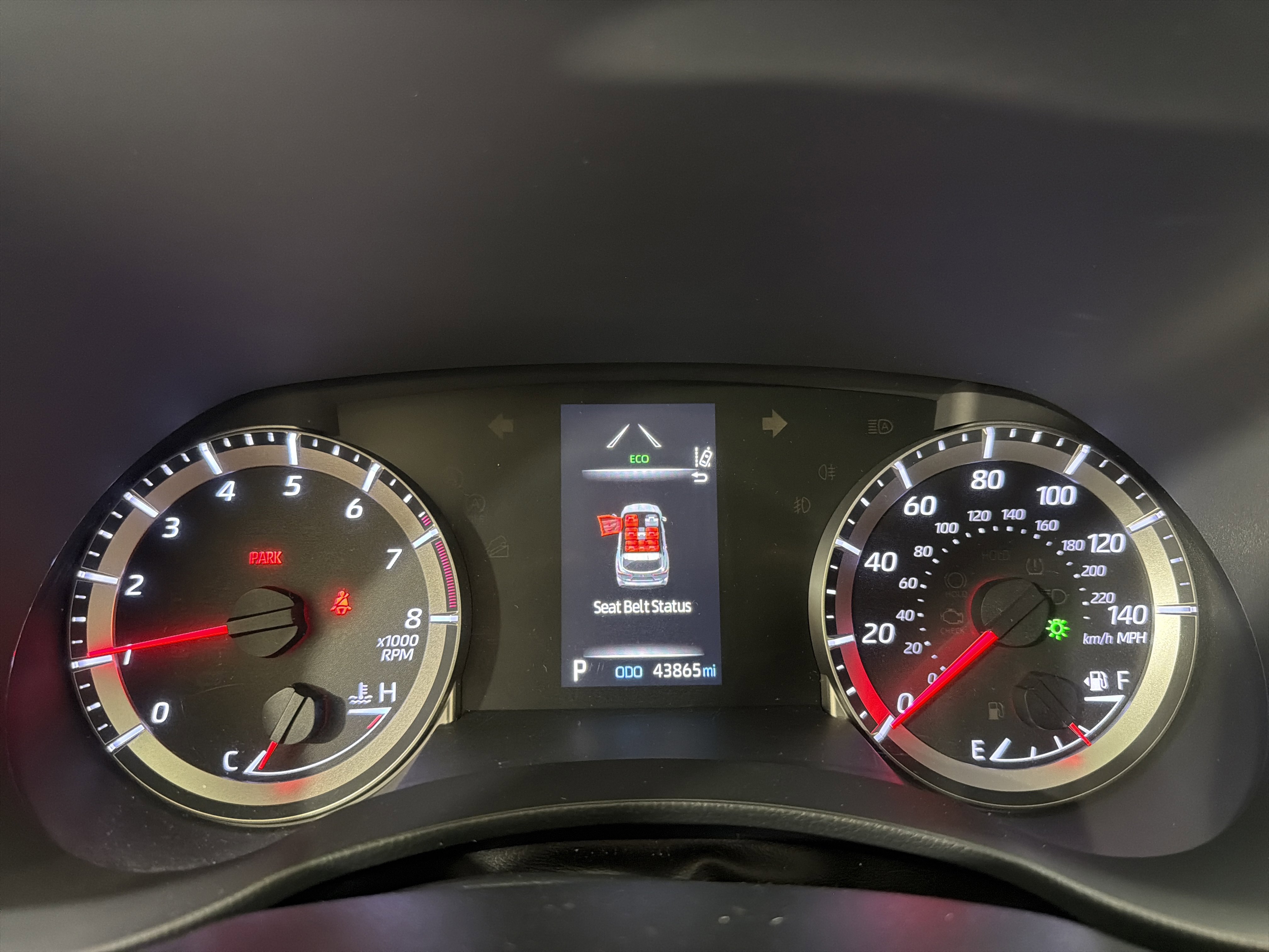 Used 2022 Toyota Highlander L FWD image 17