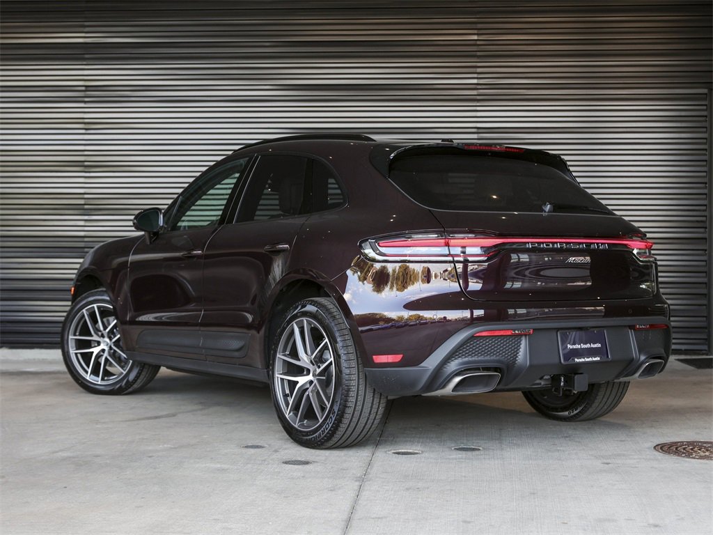 New 2026 Porsche Macan image 3