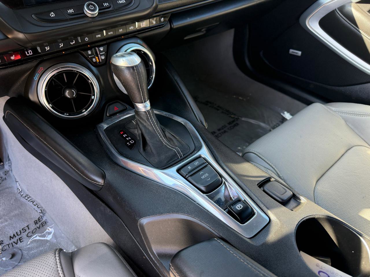 Used 2017 Chevrolet Camaro SS image 15