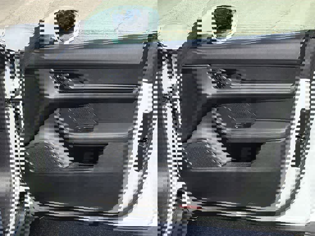 Used 2023 Porsche Taycan w/ Premium Package image 40