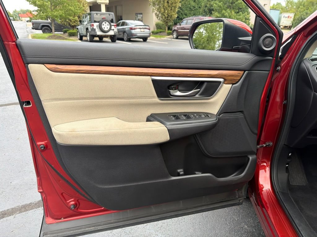 Used 2018 Honda CR-V EX image 17
