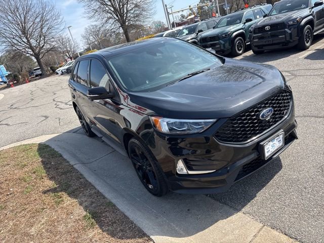 Used 2020 Ford Edge ST w/ Equipment Group 401A AWD/4WD image 5