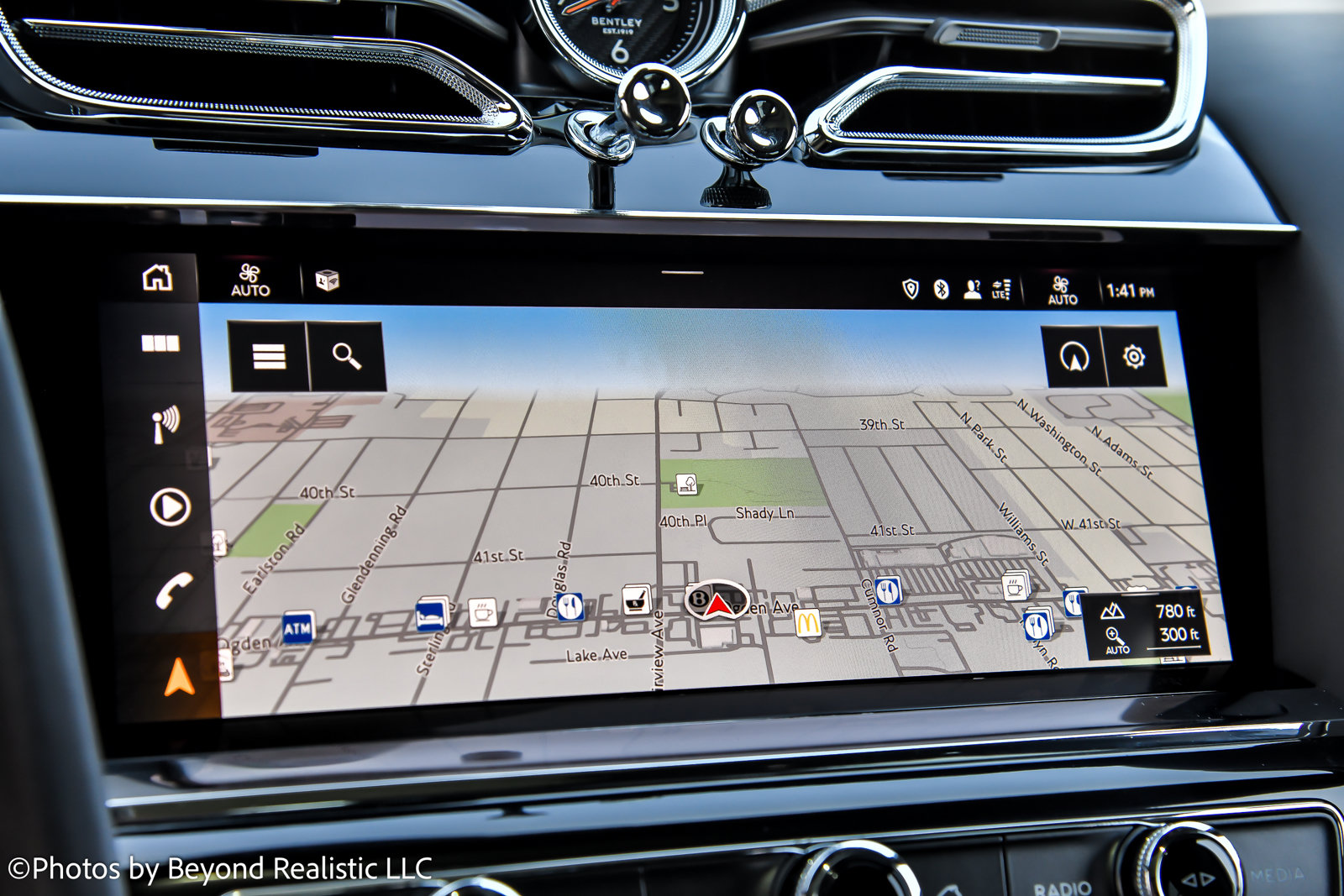 Certified 2023 Bentley Bentayga Plug-In Hybrid AWD/4WD image 44
