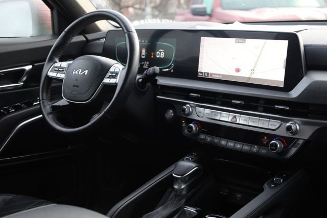 Used 2023 Kia Telluride EX X-Line image 39