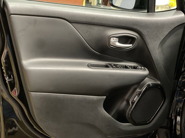 Used 2023 Jeep Renegade Altitude w/ Sun/Sound Group image 13