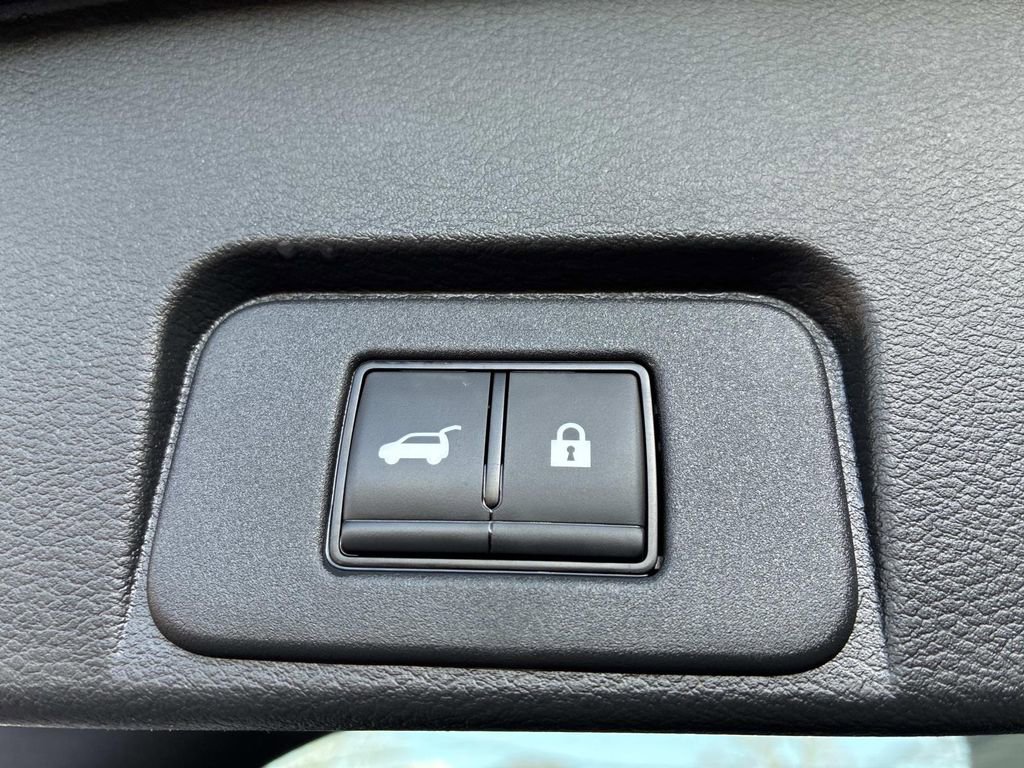 Certified 2023 Nissan Rogue SV w/ SV Premium B Package image 14