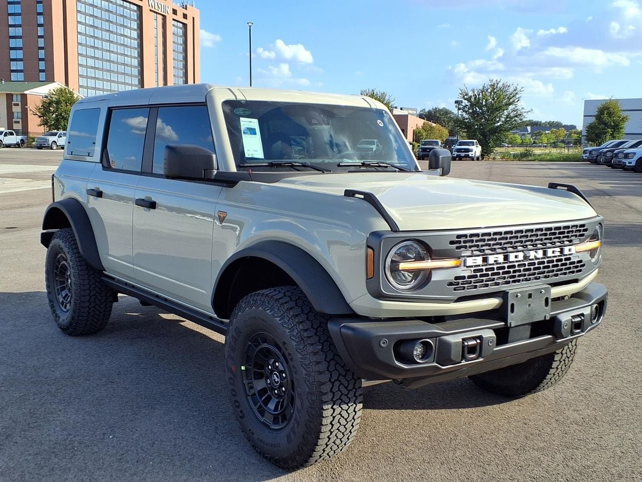 New 2026 Ford Bronco Badlands AWD/4WD image 3