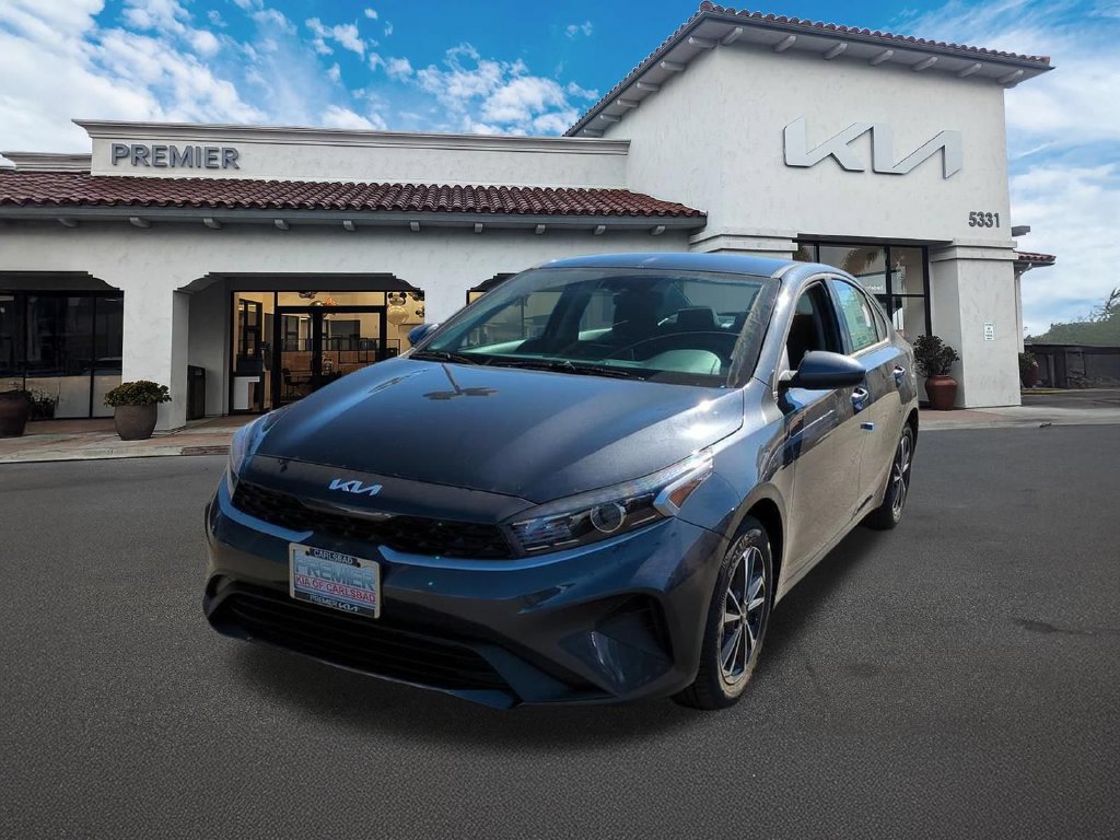 Certified 2024 Kia Forte LXS FWD image 2