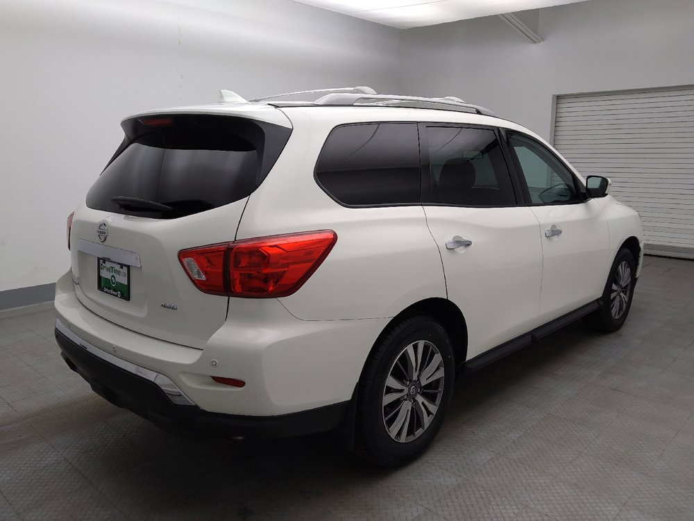 Used 2020 Nissan Pathfinder S AWD/4WD image 9