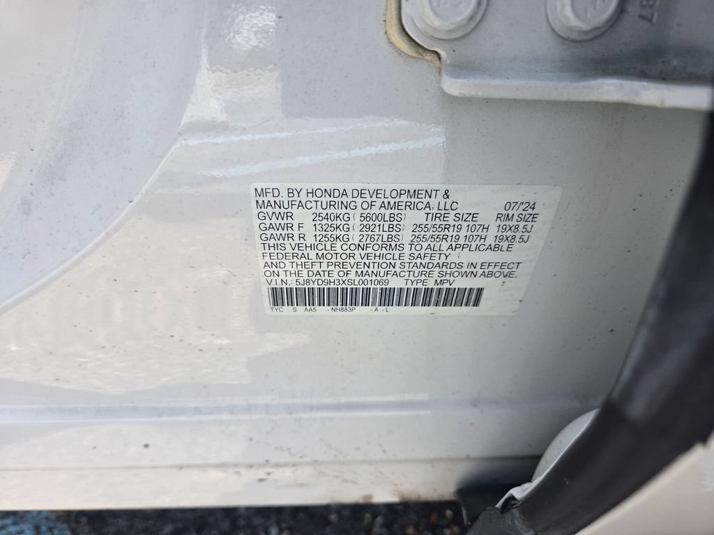Used 2025 Acura MDX FWD image 33