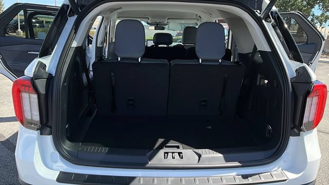 New 2026 Ford Explorer Active w/ Active Comfort Package RWD image 13