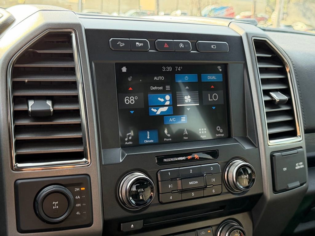 Used 2017 Ford F150 Raptor w/ Equipment Group 802A Luxury image 20