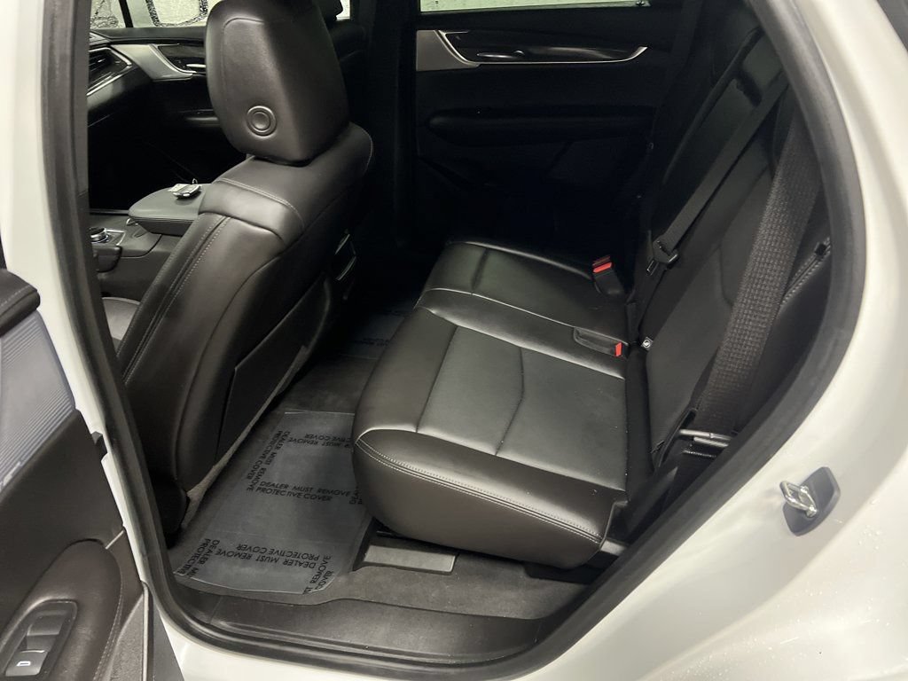 Certified 2023 Cadillac XT5 Sportv w/ Technology Package AWD/4WD image 13