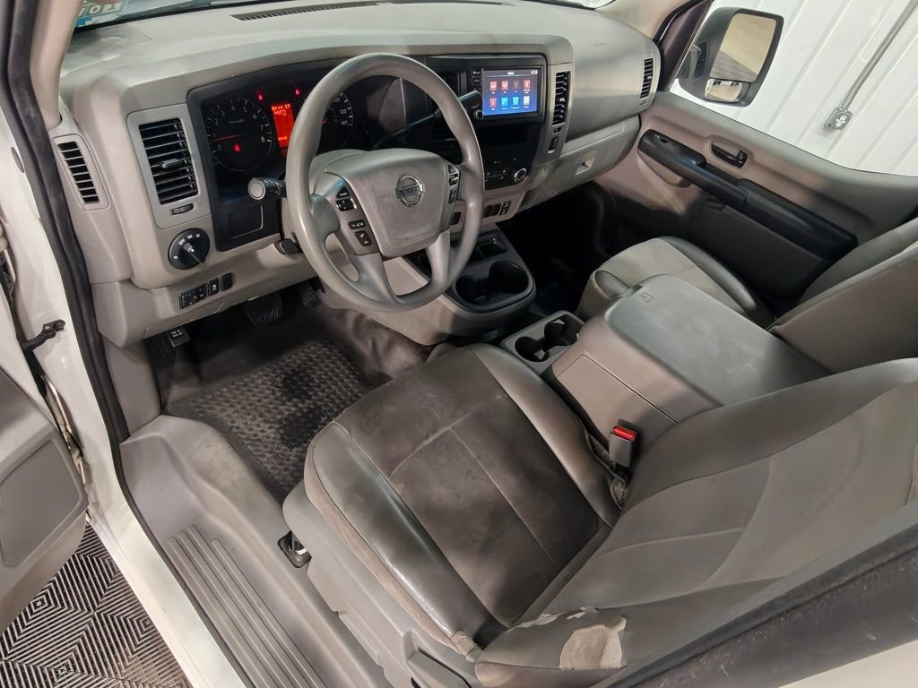 Used 2020 Nissan NV 2500 SV image 4