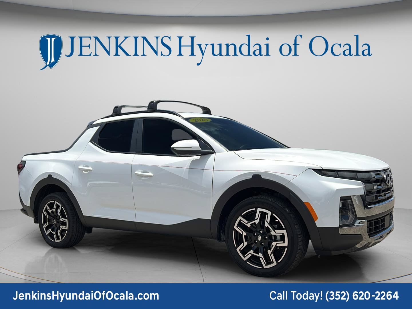 Certified 2025 Hyundai Santa Cruz Limited AWD/4WD image 1