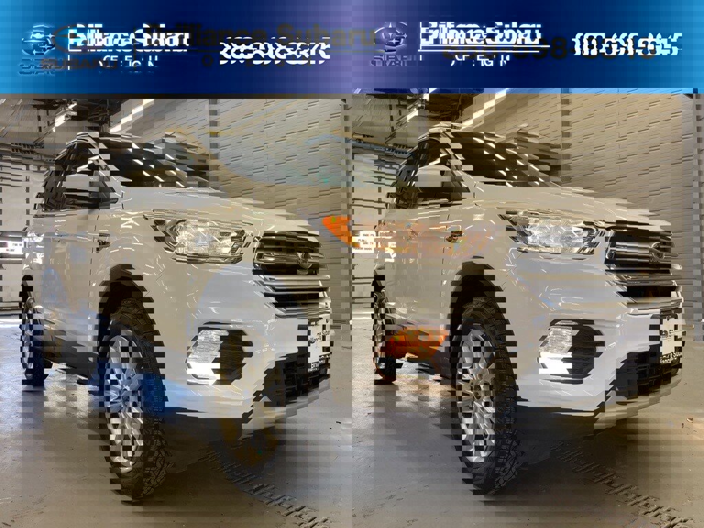 Used 2019 Ford Escape SE image 1