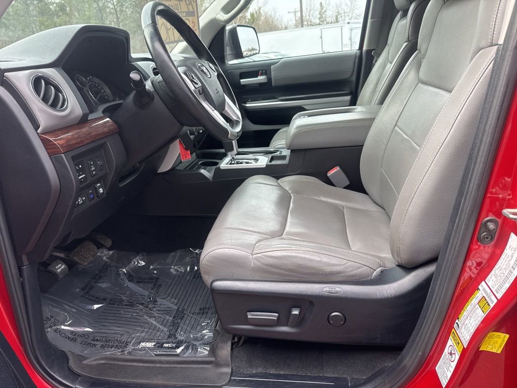 Used 2014 Toyota Tundra Limited w/ Limited Premium Package image 10