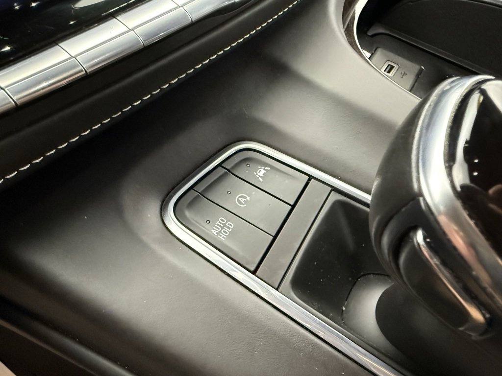 Used 2022 Cadillac Escalade Sport Platinum image 30