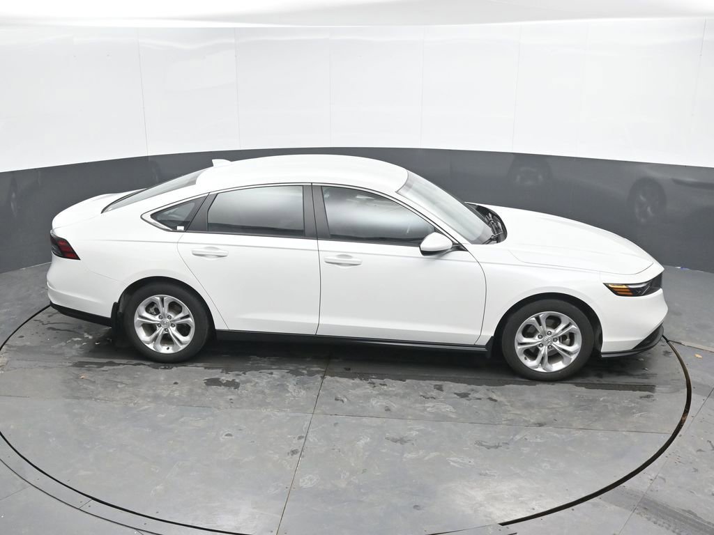 Used 2024 Honda Accord LX image 32