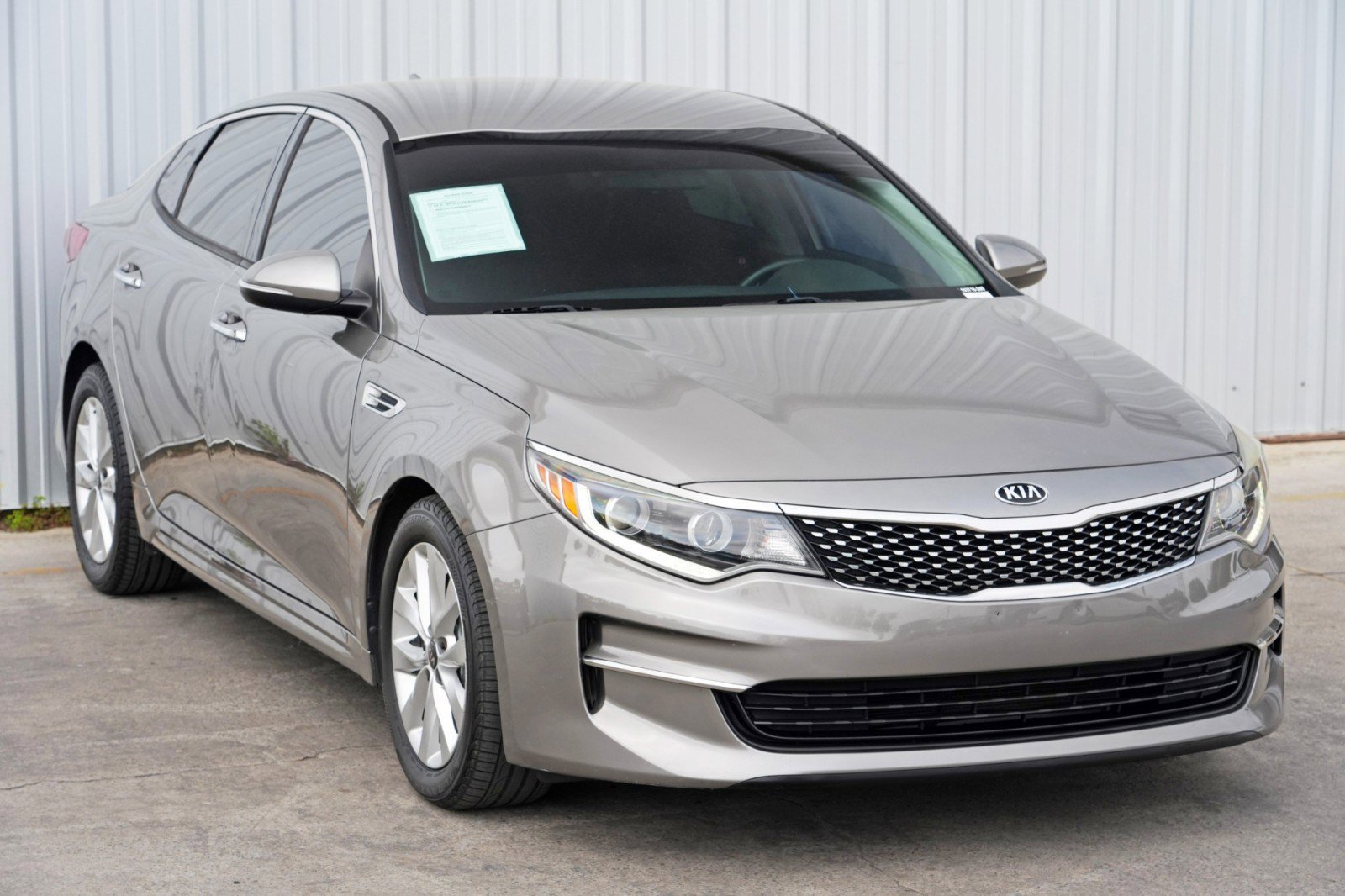 Used 2016 Kia Optima EX image 48