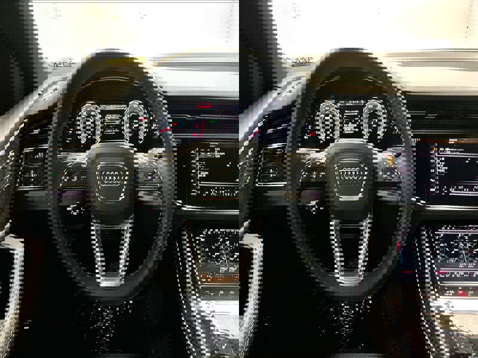 Used 2023 Audi Q8 Prestige w/ Prestige Package image 8