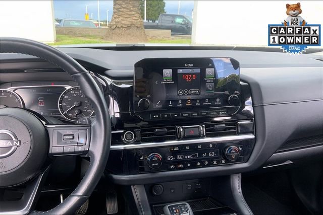 Used 2023 Nissan Pathfinder SL w/ SL Premium Package FWD image 6