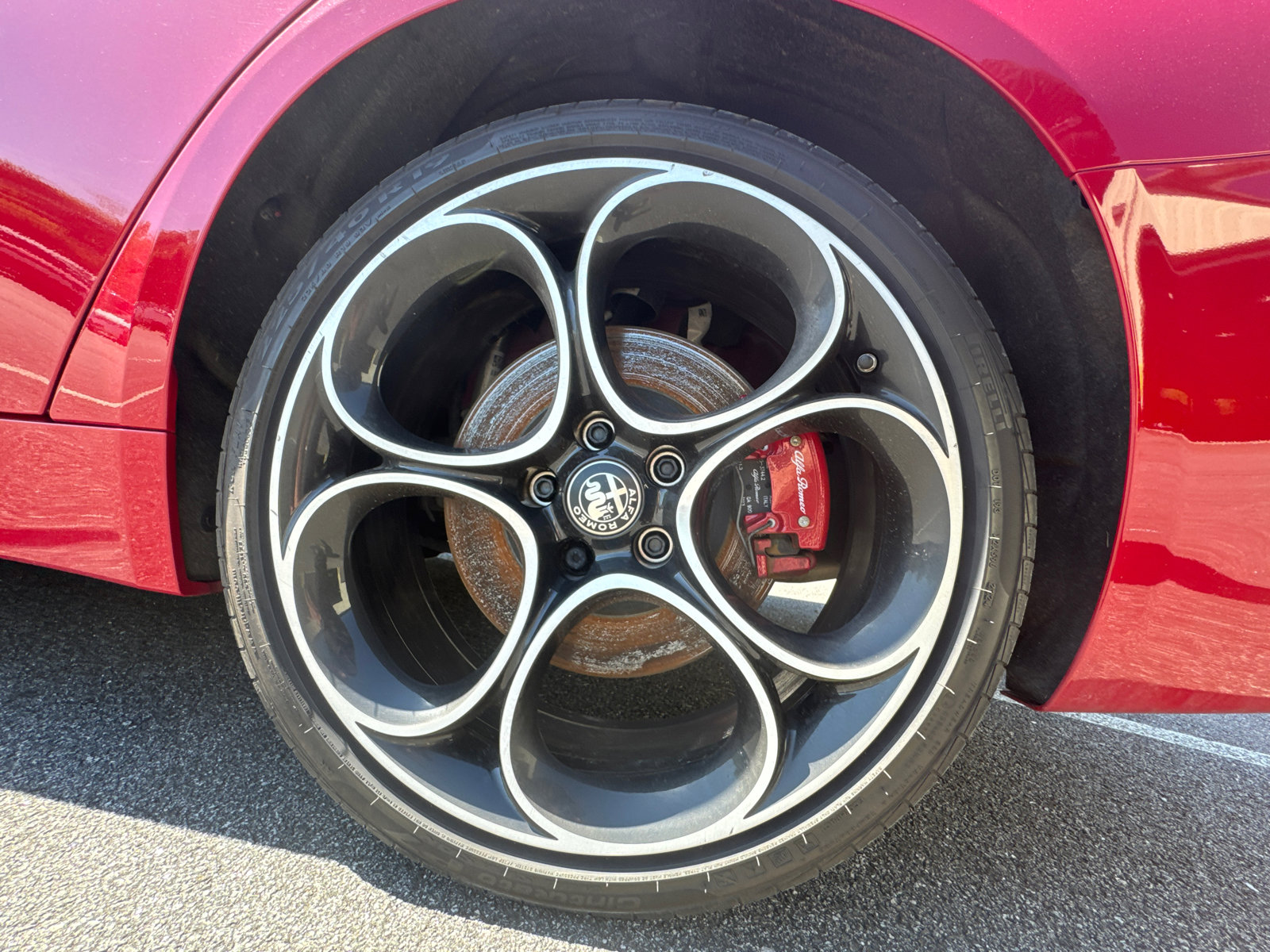 Used 2024 Alfa Romeo Giulia Veloce image 22