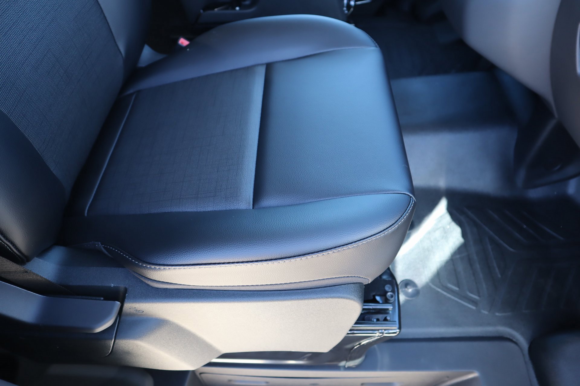 New 2025 Ford Transit 150 Low Roof w/ Load Area Protection Package image 12