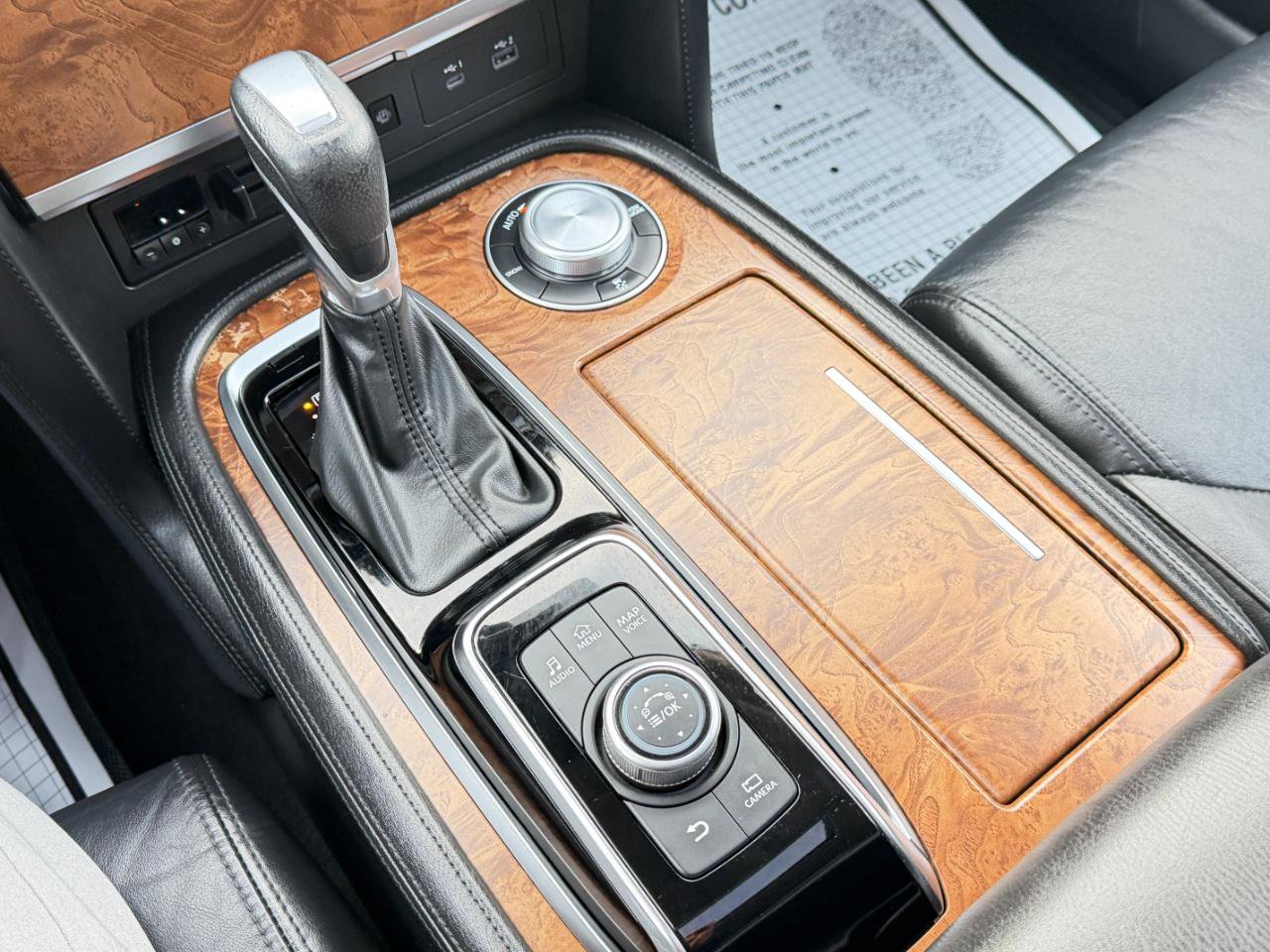 Used 2021 Nissan Armada SL w/ Captain's Chairs Package image 25