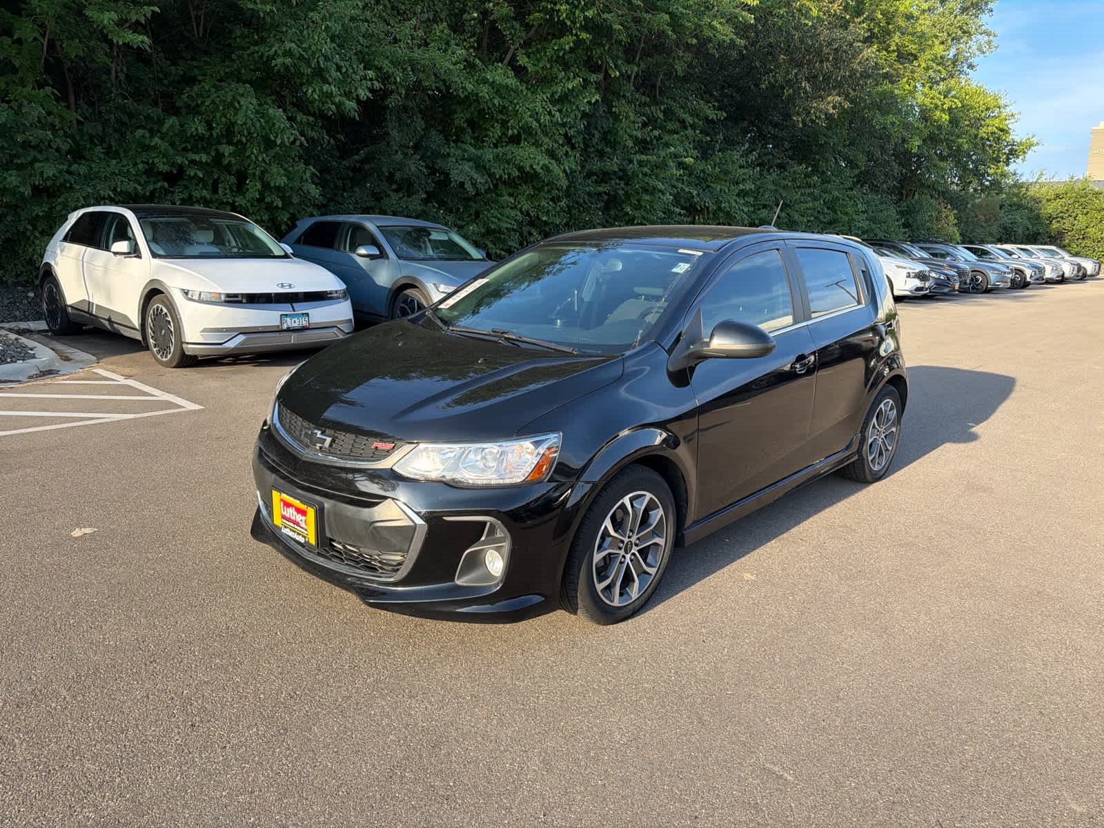 Used 2019 Chevrolet Sonic LT w/ Convenience Package FWD image 4