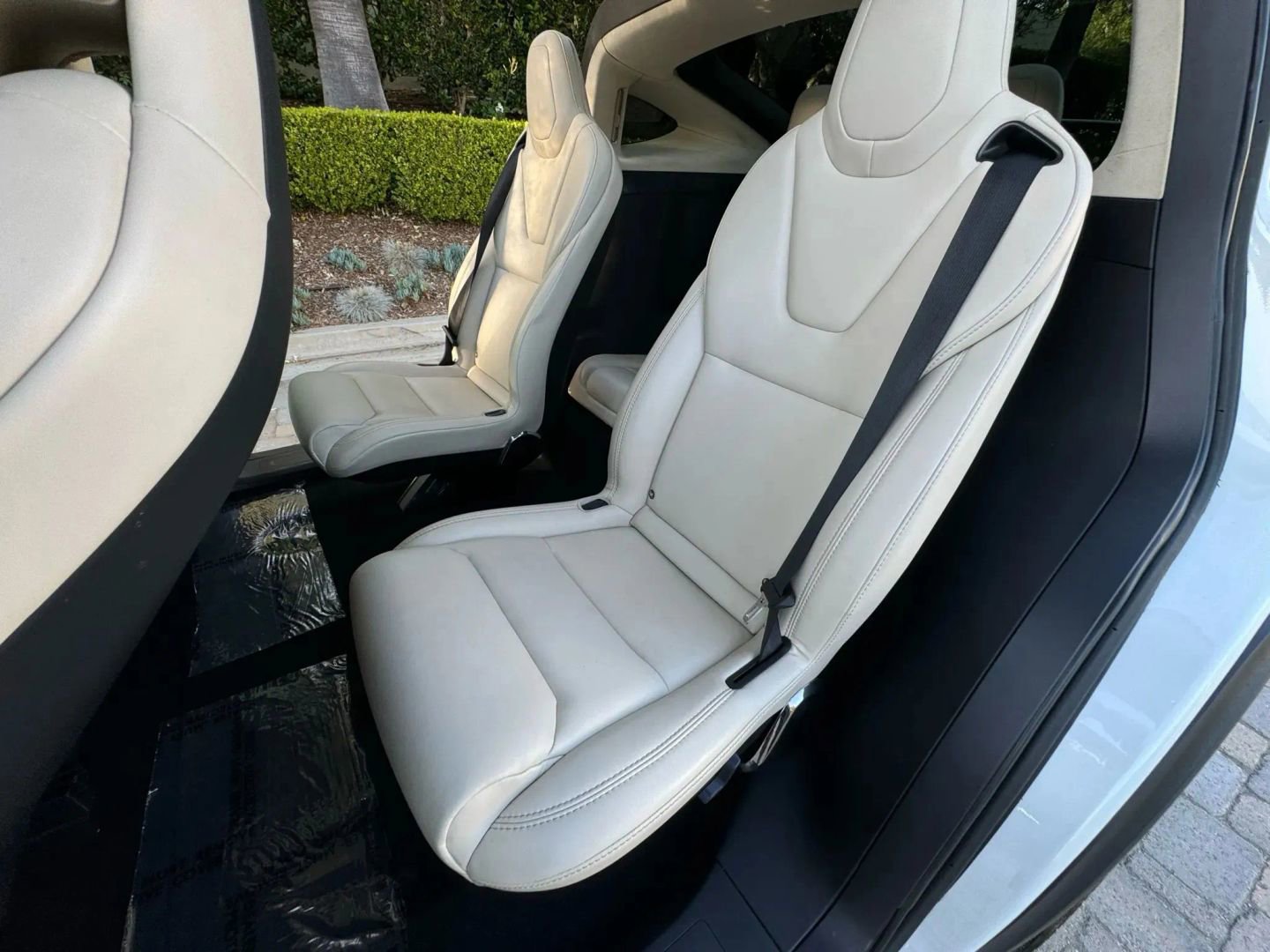 Used 2017 Tesla Model X 75D image 18