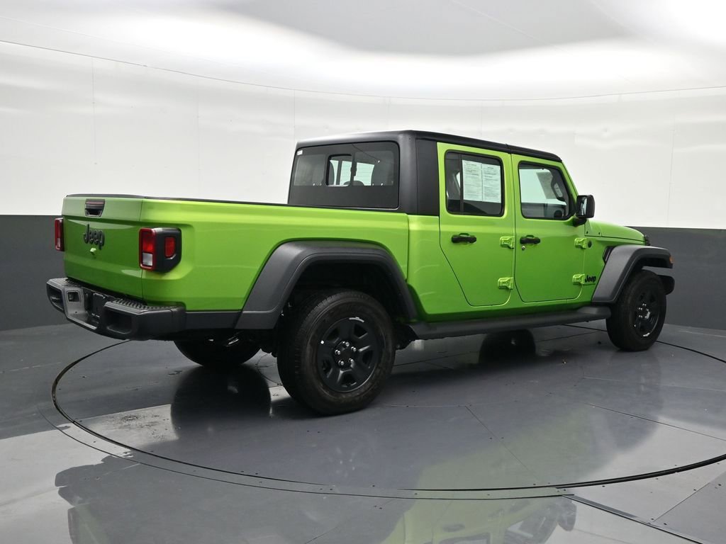 Used 2025 Jeep Gladiator Sport image 5
